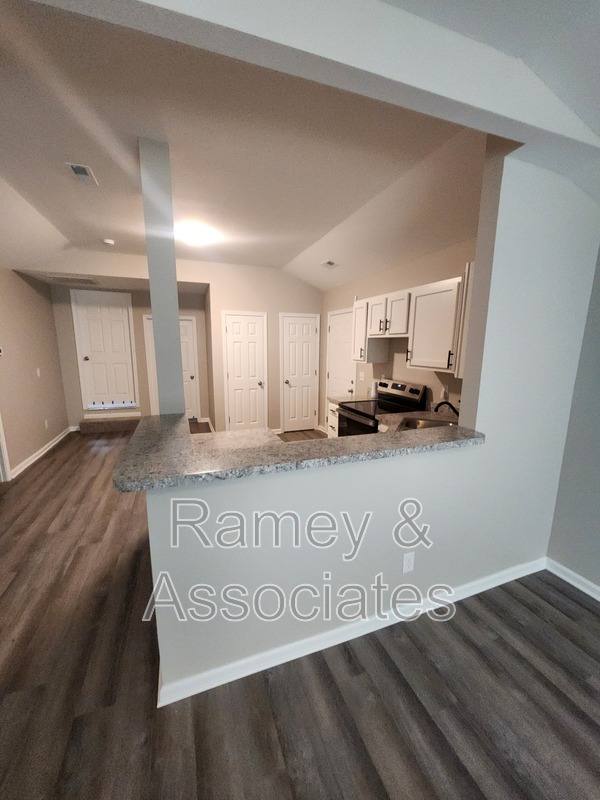 Apartment for rent at 515 S 20th St, Louisville, KY 40203