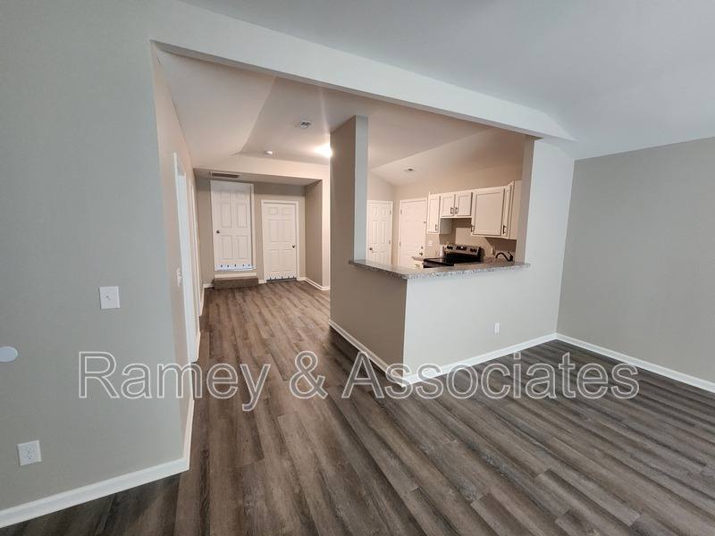Apartment for rent at 515 S 20th St, Louisville, KY 40203