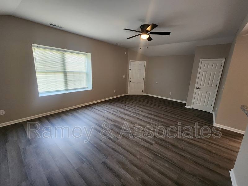 Apartment for rent at 515 S 20th St, Louisville, KY 40203