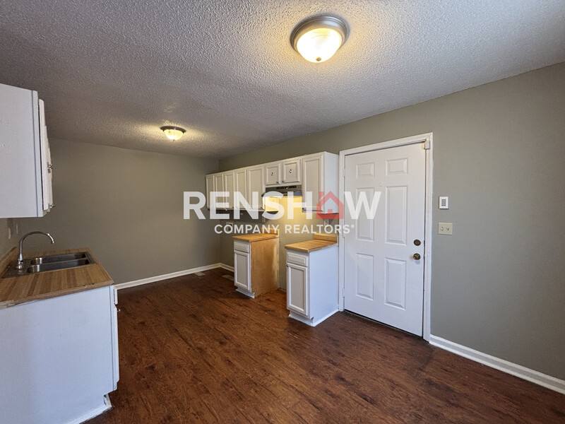 House for rent at 4450 Arnold Cove, Memphis, TN 38118