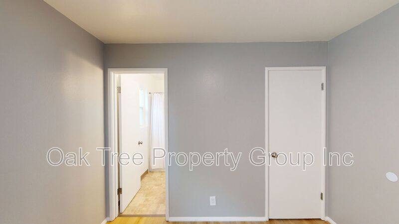 Apartment for rent at 2320 Buena Vista Ave #B, Alameda, CA 94501