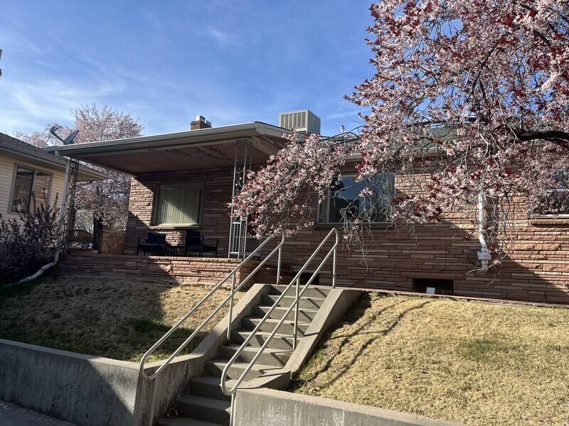 House for rent at 9160 W 64th Ave #101, Arvada, CO 80004