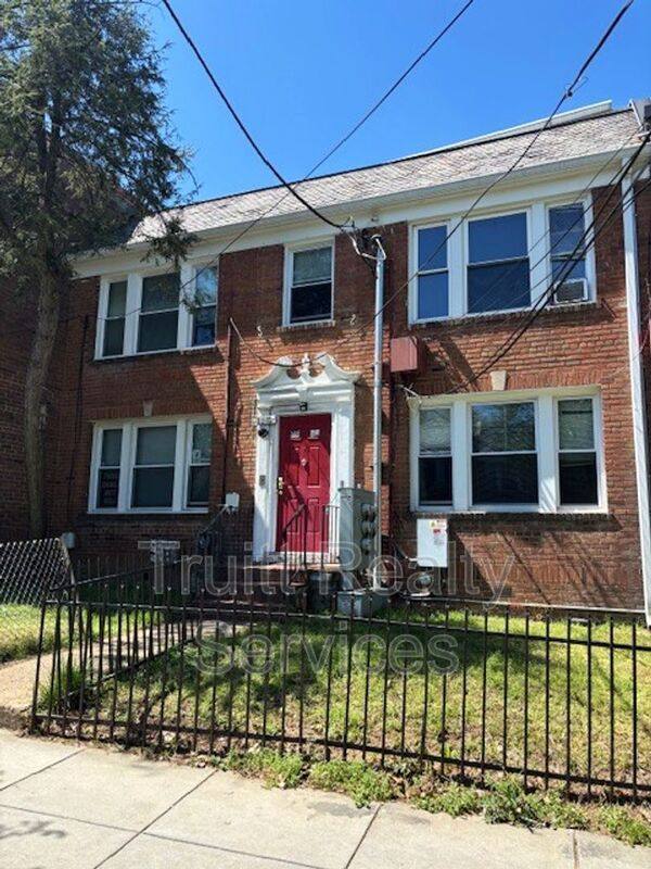 Apartment for rent at 1621 17th Place SE #3, Washington, DC 20020