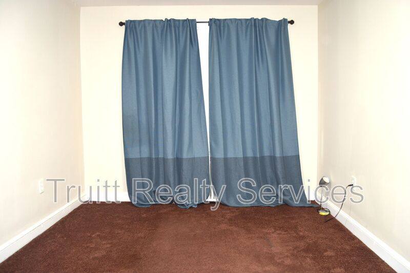 Apartment for rent at 1621 17th Place SE #3, Washington, DC 20020