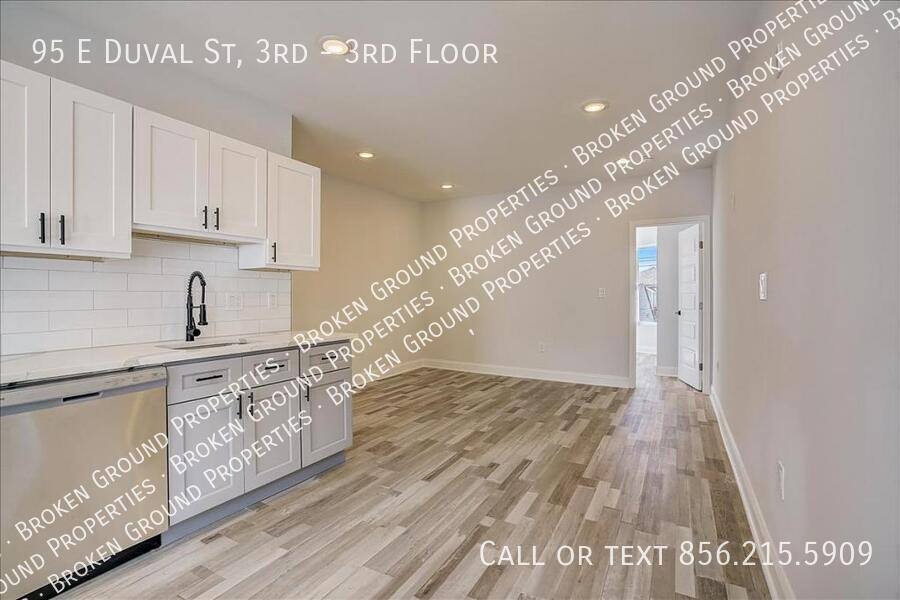Apartment for rent at 95 E Duval St - 3rd Floor, Philadelphia, PA 19144