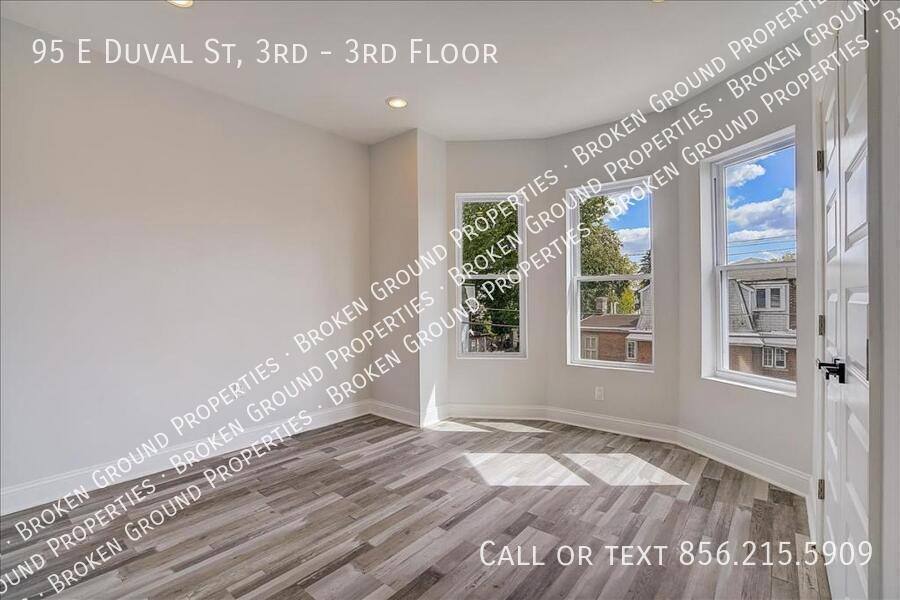 Apartment for rent at 95 E Duval St - 3rd Floor, Philadelphia, PA 19144