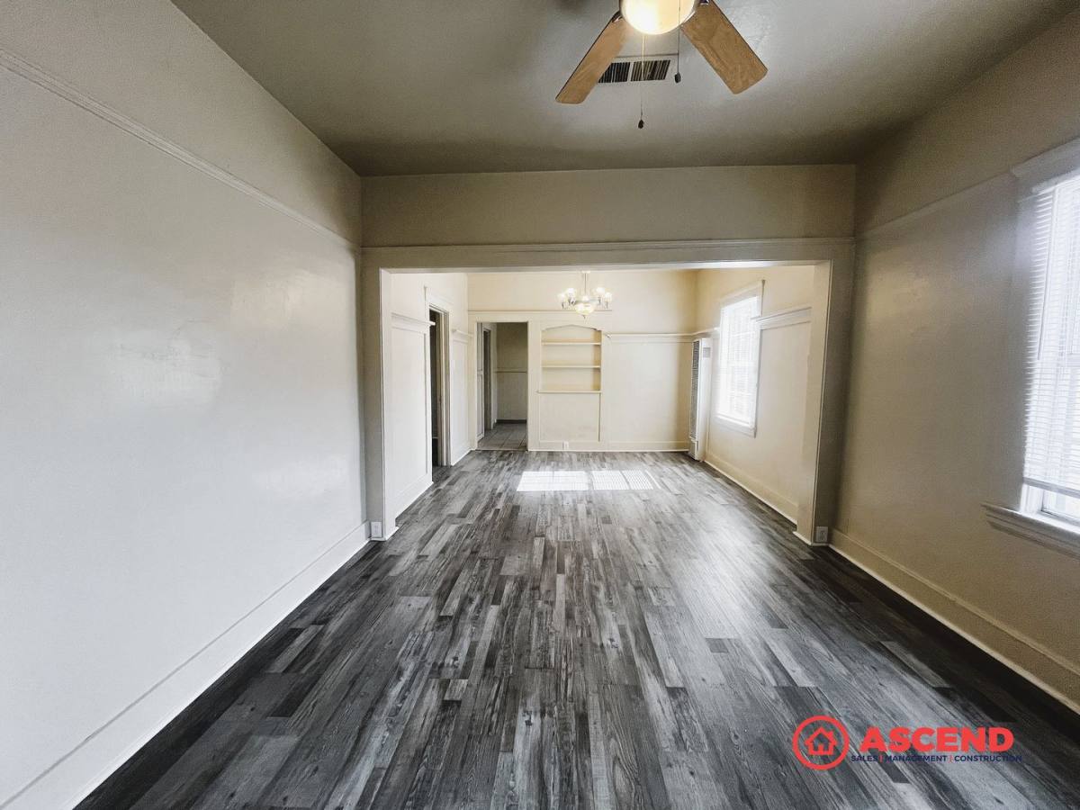 Apartment for rent at 1802 Forrest St, Bakersfield, CA 93304