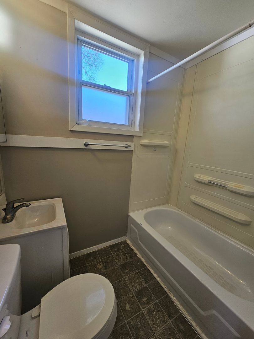 Apartment for rent at 2148 Telegraph Rd, Davenport, IA 52802
