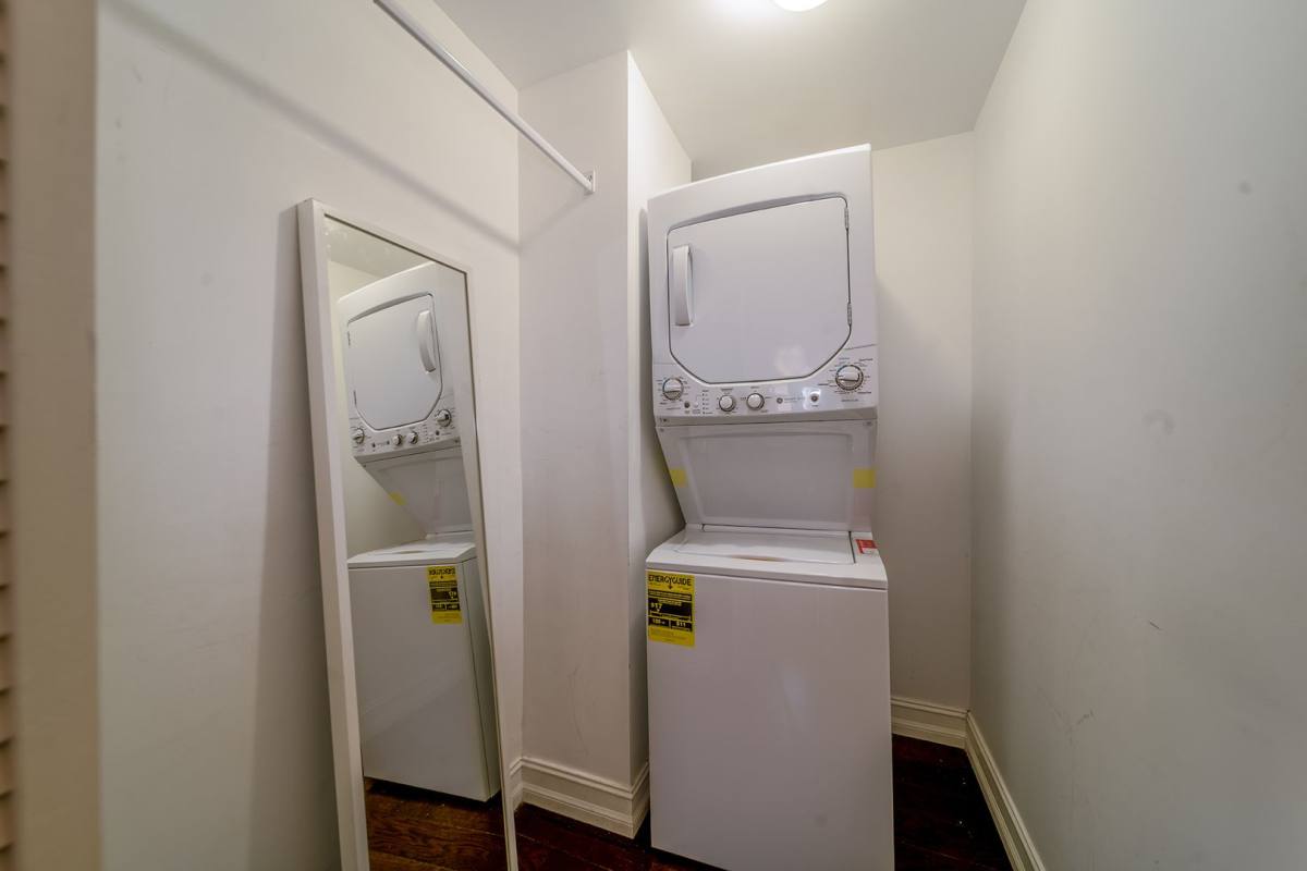 Apartment for rent at 601 11th St #206, Miami Beach, FL 33139