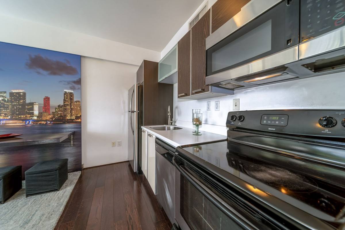 Apartment for rent at 601 11th St #206, Miami Beach, FL 33139