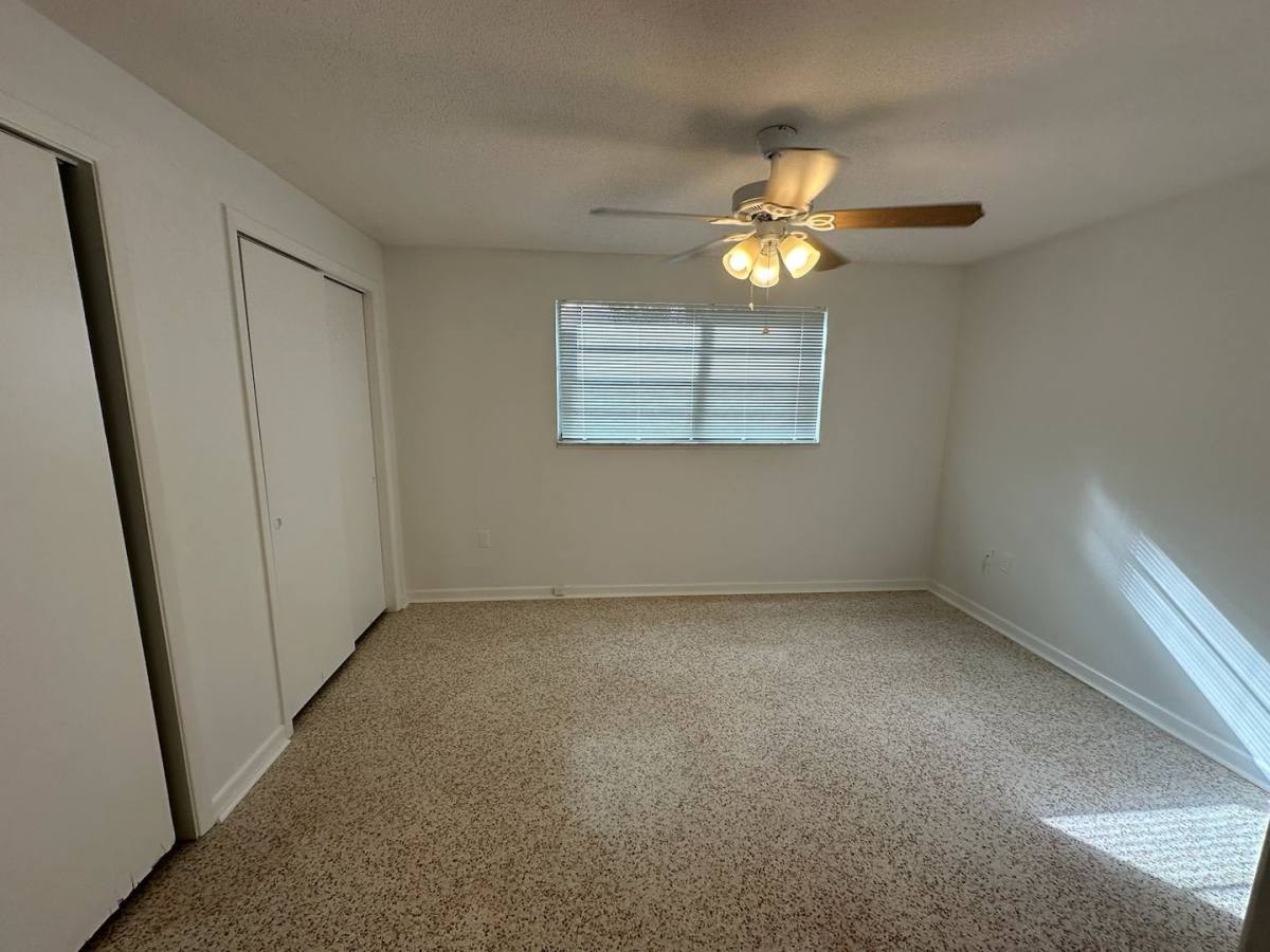 Apartment for rent at 3200 Fairway Lane, Orlando, FL 32804