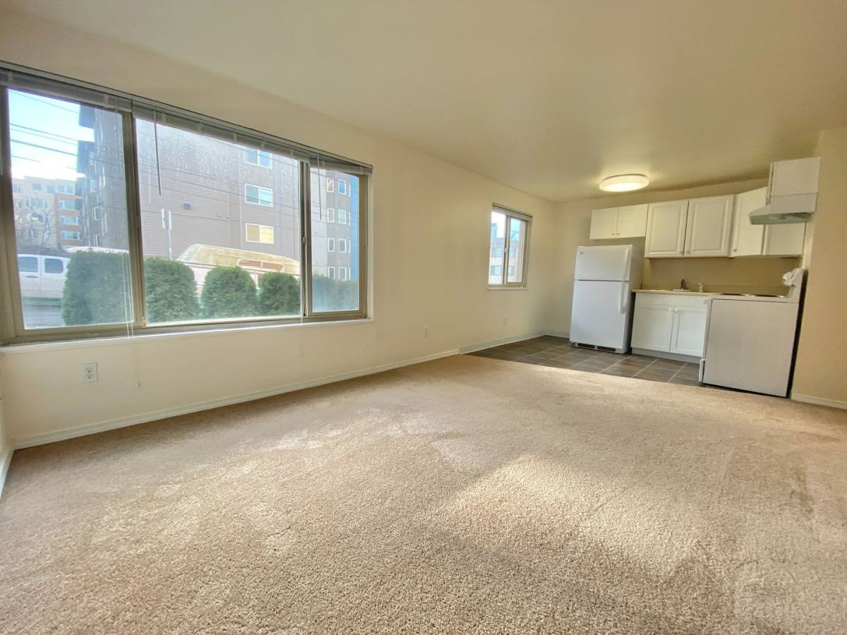 Apartment for rent at 1700 Summit Ave, Seattle, WA 98122