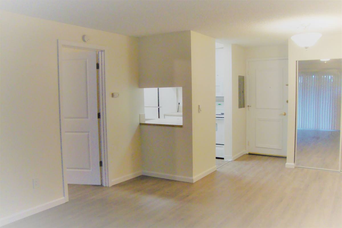 Apartment for rent at Ravenna House, 9428 Ravenna Ave NE, Seattle, WA 98115