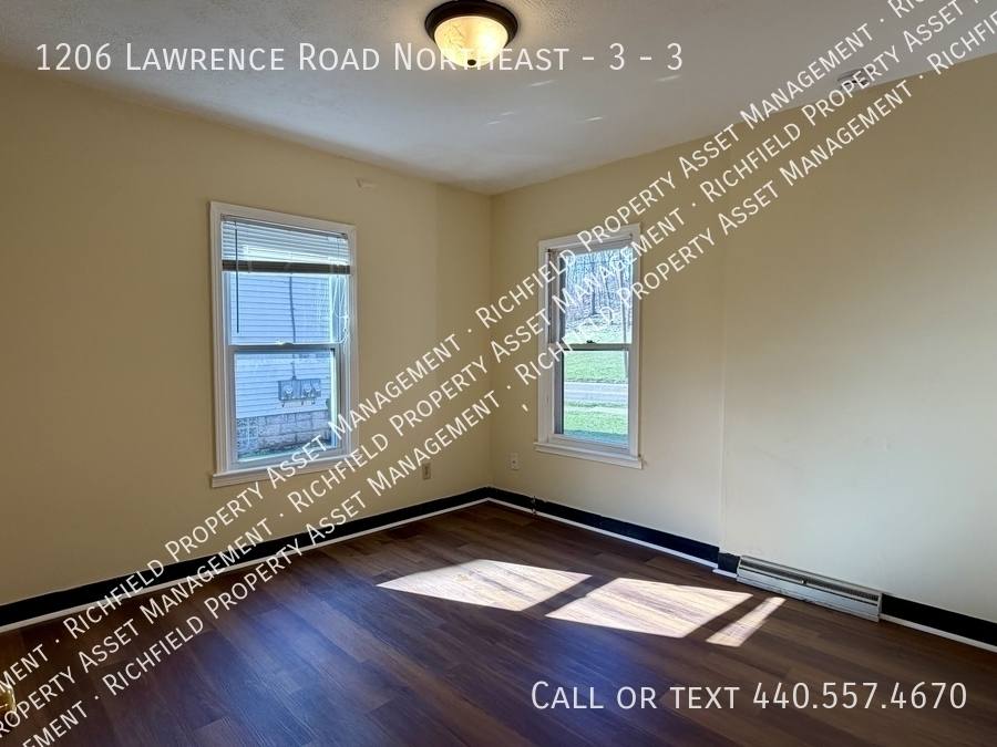 Apartment for rent at 1206 Lawrence Rd NE - 3 #3, Canton, OH 44705
