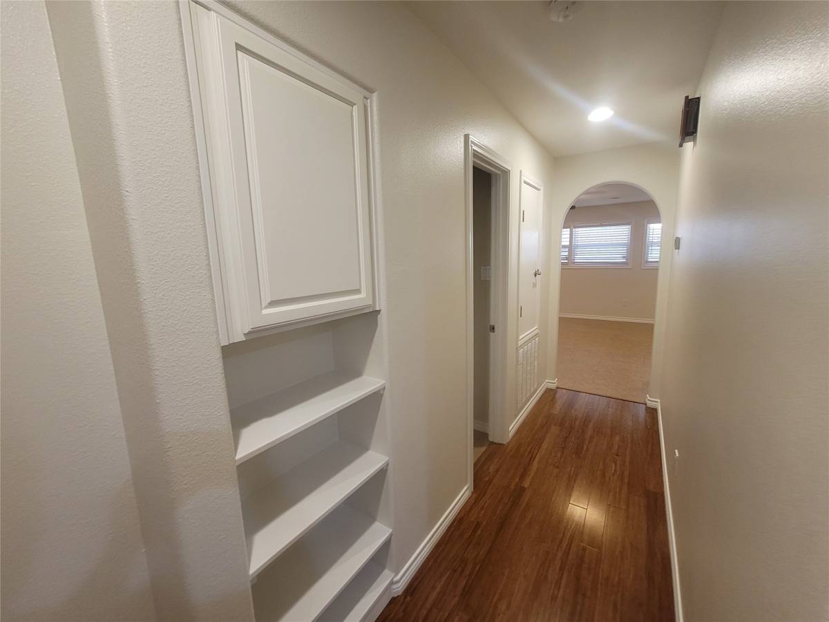 Apartment for rent at 107 Avalon Way #107, Galveston, TX 77550