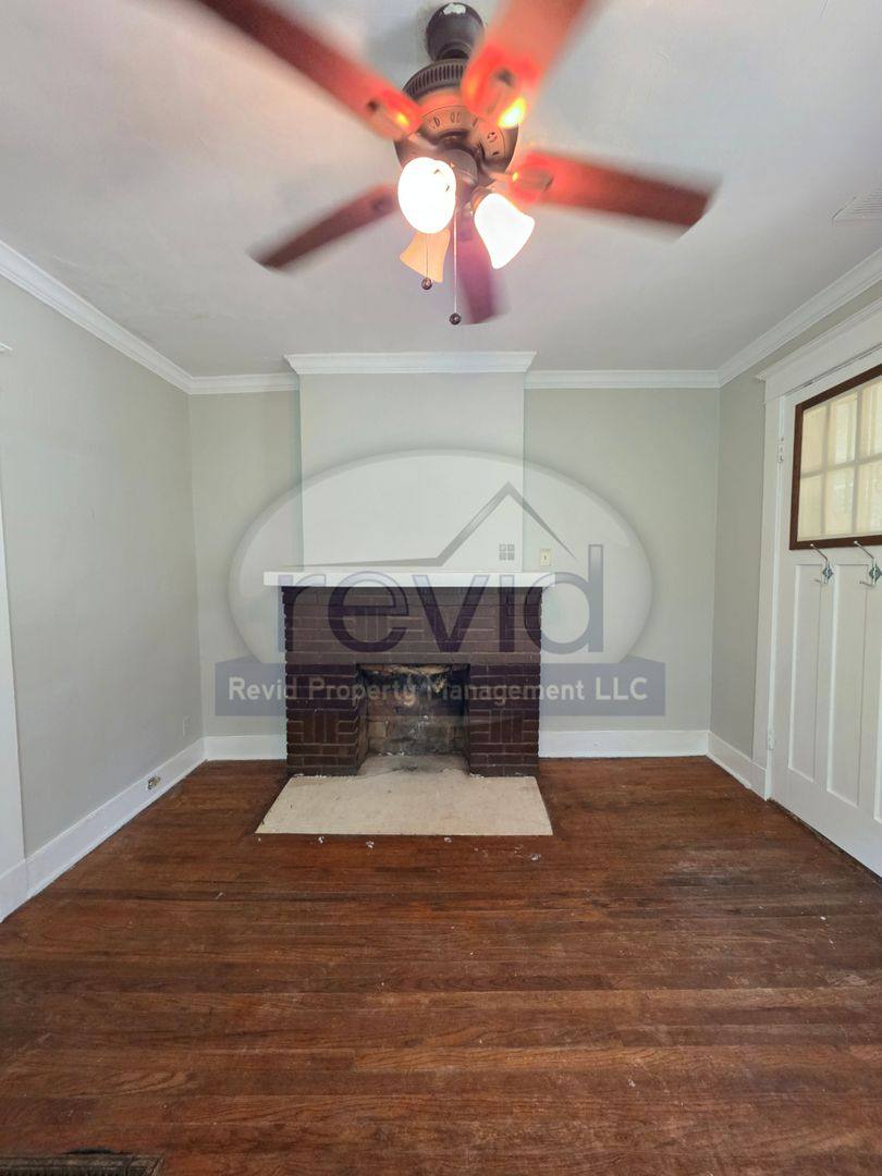 Apartment for rent at 3604 Douglass Ave, Memphis, TN 38111