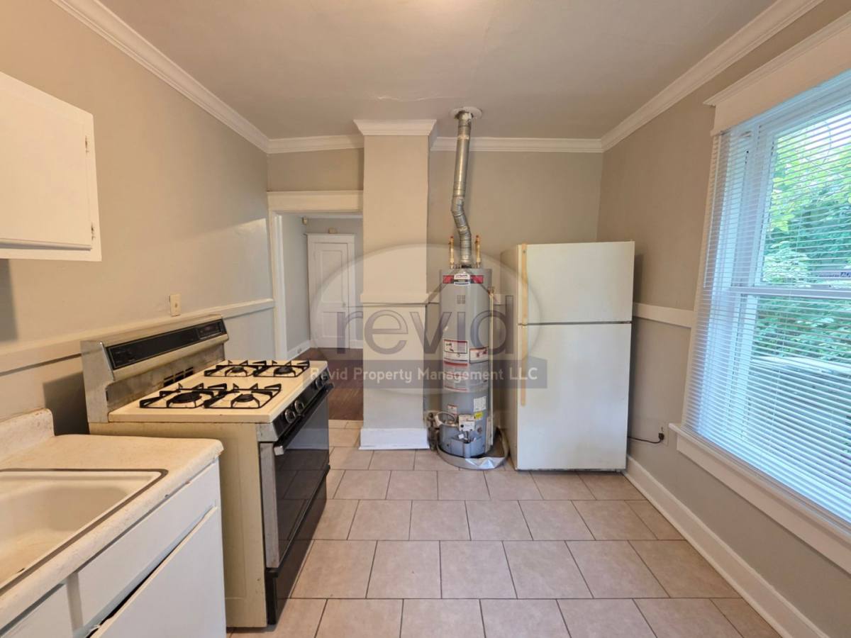 Apartment for rent at 3604 Douglass Ave, Memphis, TN 38111