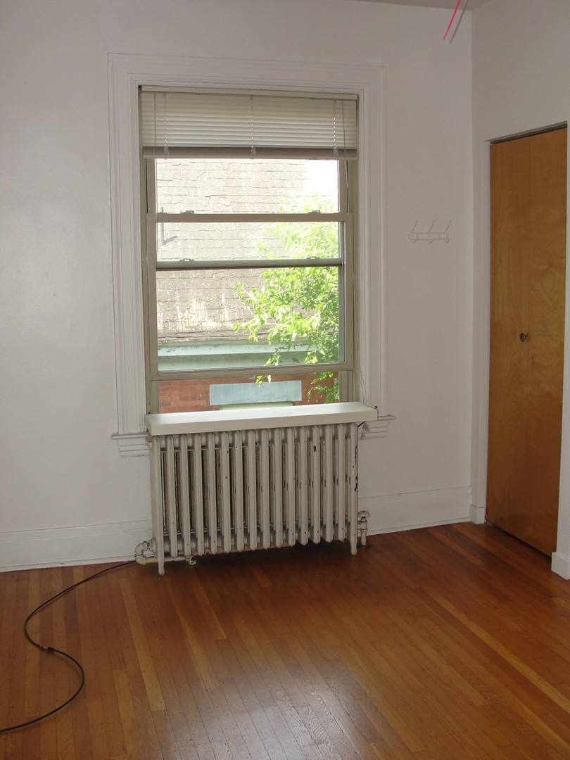 Apartment for rent at 5544 Fair Oaks St, Pittsburgh, PA 15217