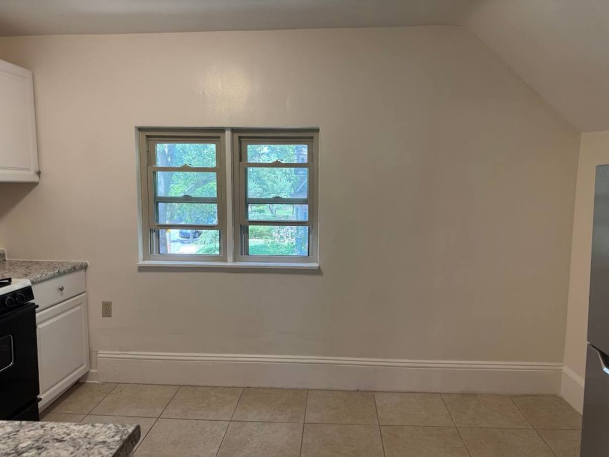 Apartment for rent at 5603 Fair Oaks St, Pittsburgh, PA 15217