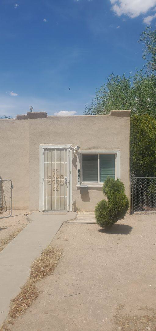 Apartment for rent at 1521 Gold Ave SE, Albuquerque, NM 87106