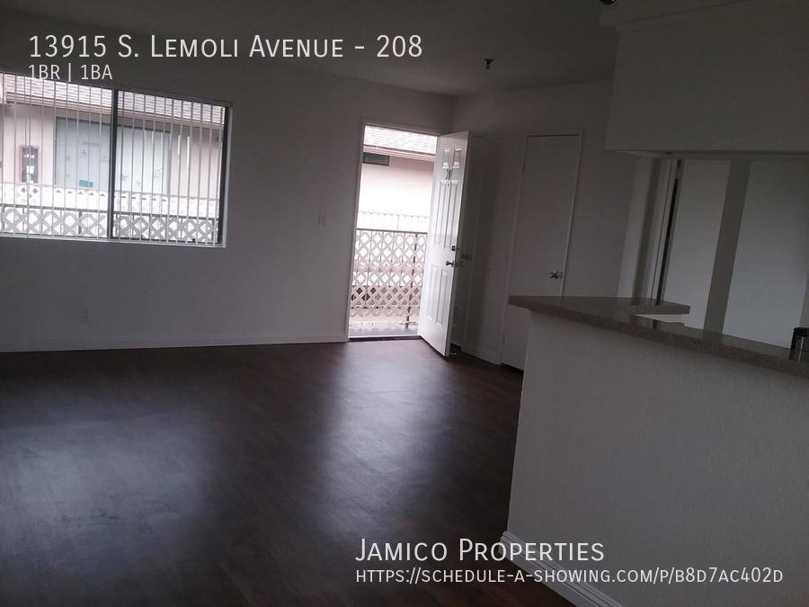 Apartment for rent at 13915 S Lemoli Ave #208, Hawthorne, CA 90250