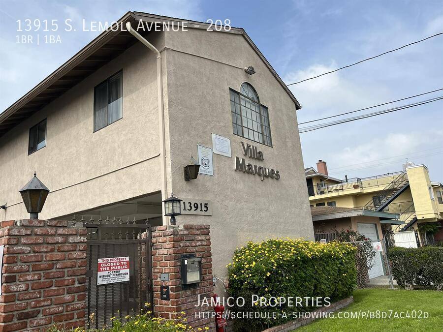 Apartment for rent at 13915 S Lemoli Ave #208, Hawthorne, CA 90250