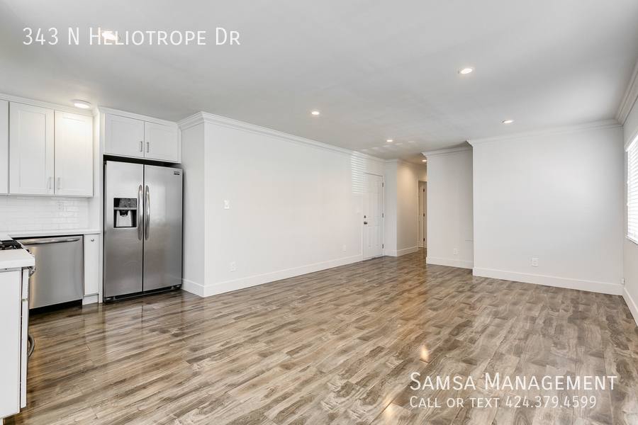 Apartment for rent at 343 N Heliotrope Dr, Los Angeles, CA 90004