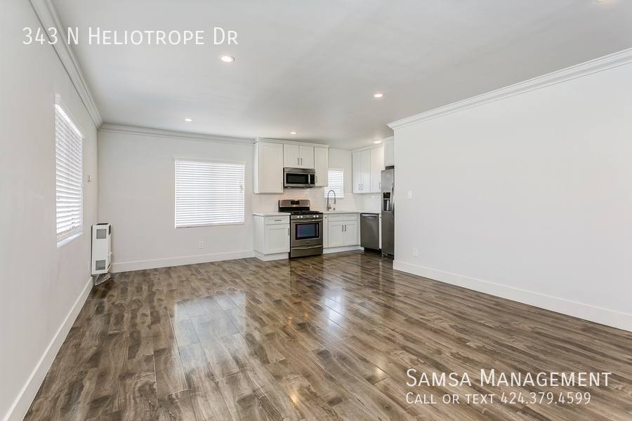 Apartment for rent at 343 N Heliotrope Dr, Los Angeles, CA 90004