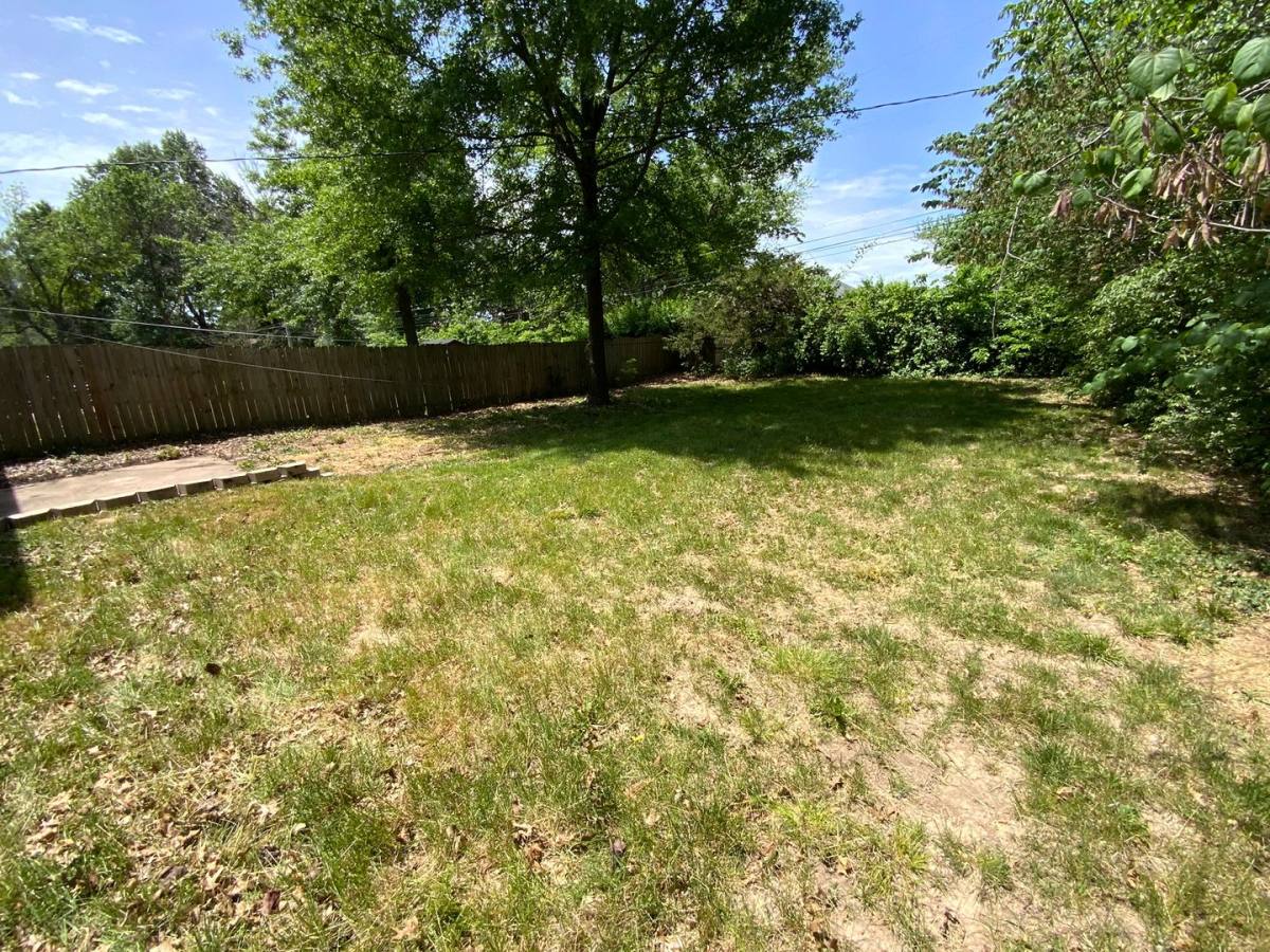 Apartment for rent at 409-411 Brewer Dr, Columbia, MO 65203