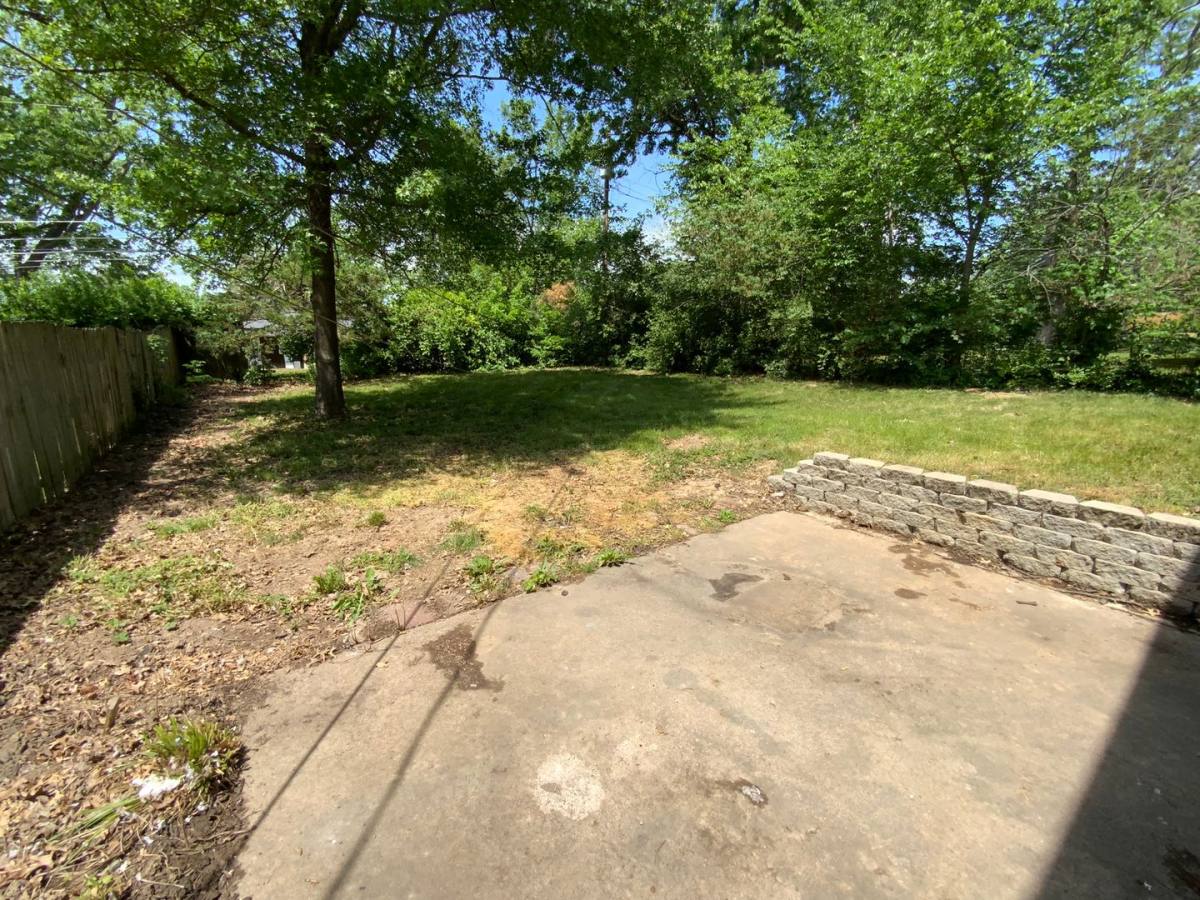 Apartment for rent at 409-411 Brewer Dr, Columbia, MO 65203