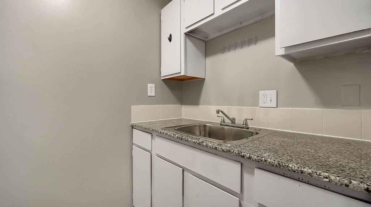 Apartment for rent at 1870 Dunbar Dr, Columbus, OH 43224
