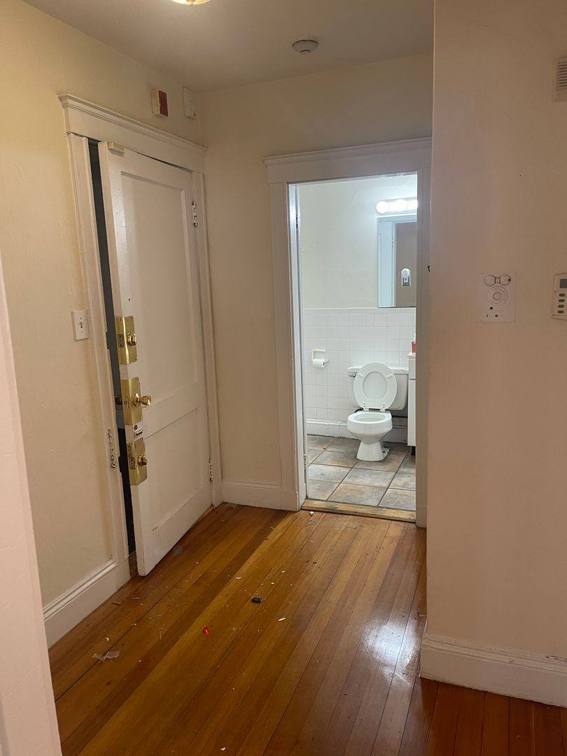 House for rent at 437 Cambridge St #5, Allston, MA 02134