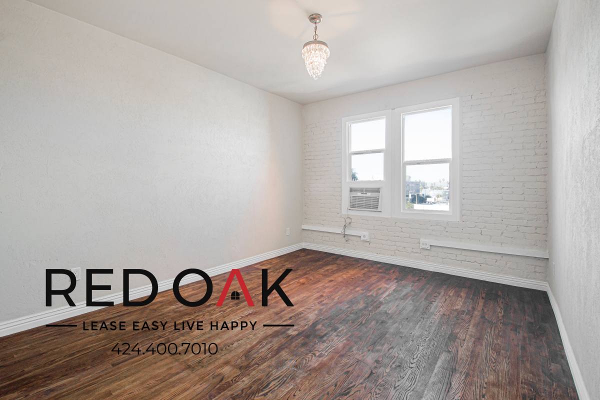 Apartment for rent at 2731 Beverly Blvd #410, Los Angeles, CA 90057