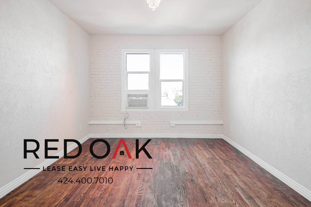 Apartment for rent at 2731 Beverly Blvd #410, Los Angeles, CA 90057