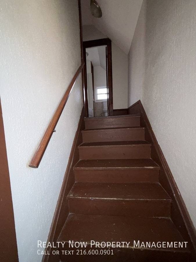 Apartment for rent at 1344 S Green Rd #2, Cleveland, OH 44121