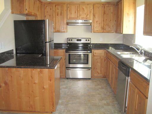 Apartment for rent at 435 E 18th Alley, Eugene, OR 97401