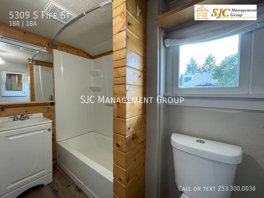 Apartment for rent at 5309 S Fife St, Tacoma, WA 98409