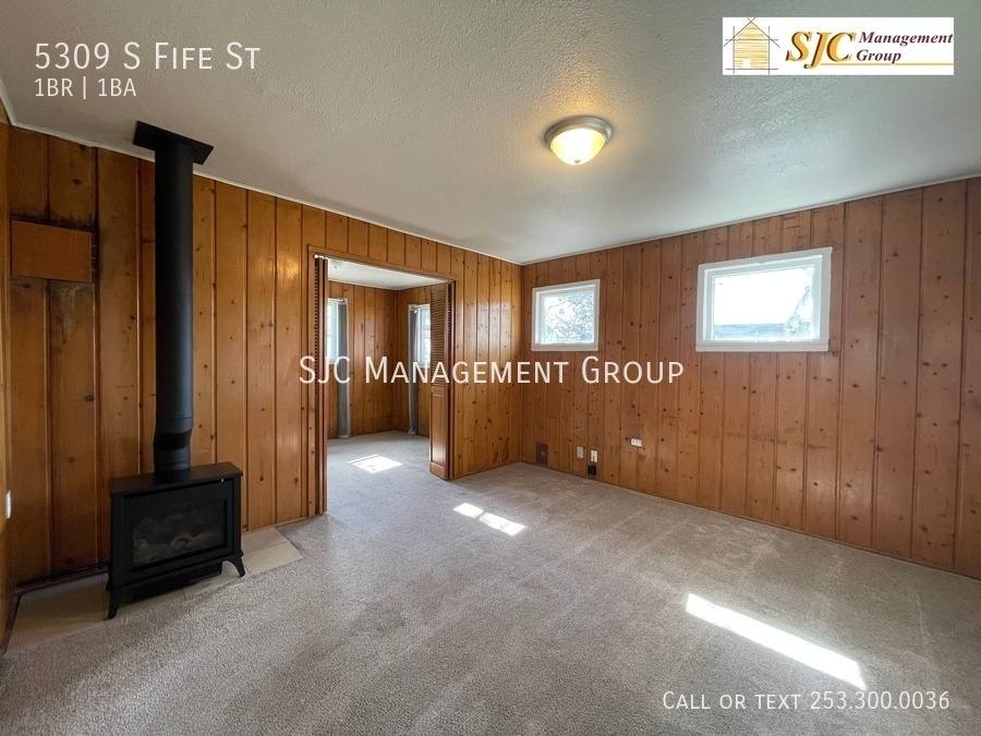 Apartment for rent at 5309 S Fife St, Tacoma, WA 98409