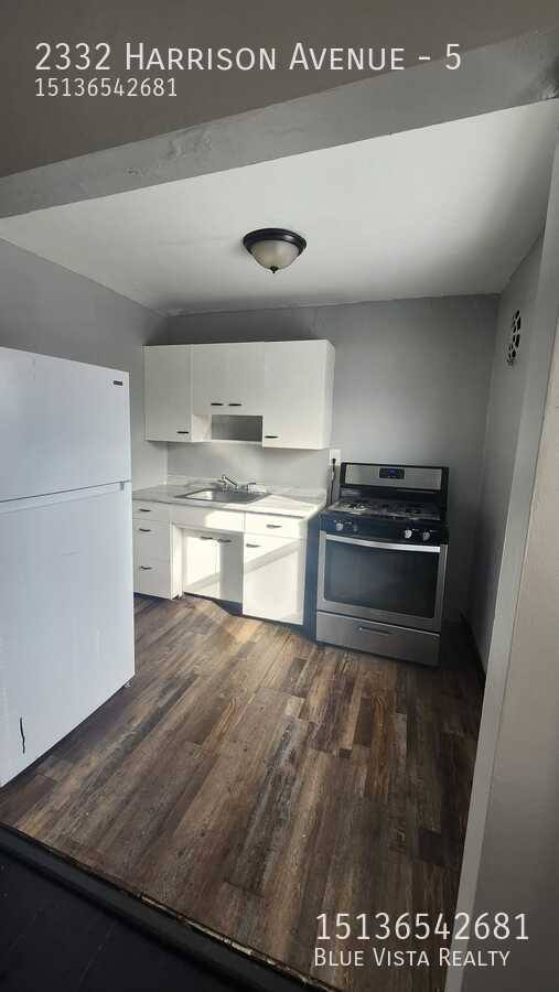 Apartment for rent at 2332 Harrison Ave #5, Cincinnati, OH 45211