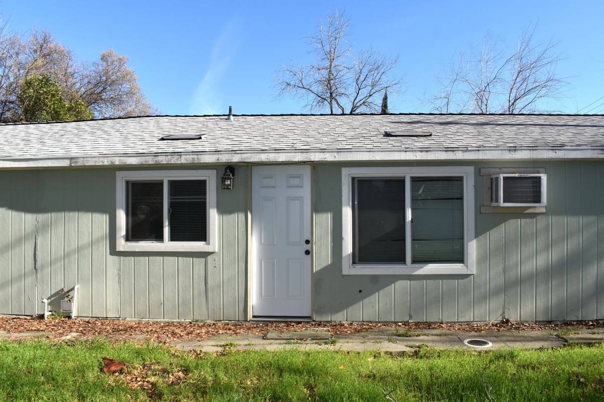House for rent at 3996 Sierra Vista Ave, Sacramento, CA 95820