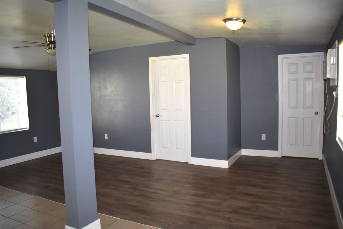 House for rent at 3996 Sierra Vista Ave, Sacramento, CA 95820