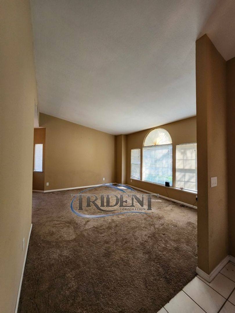 House for rent at 1105 Johnathan Dr, Yuba City, CA 95993