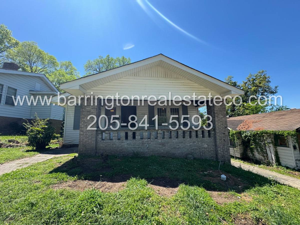 House for rent at 1731 Mountain Dr, Birmingham, AL 35217