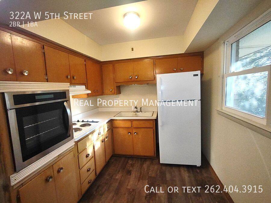 Apartment for rent at 322A W 5th St, Oconomowoc, WI 53066