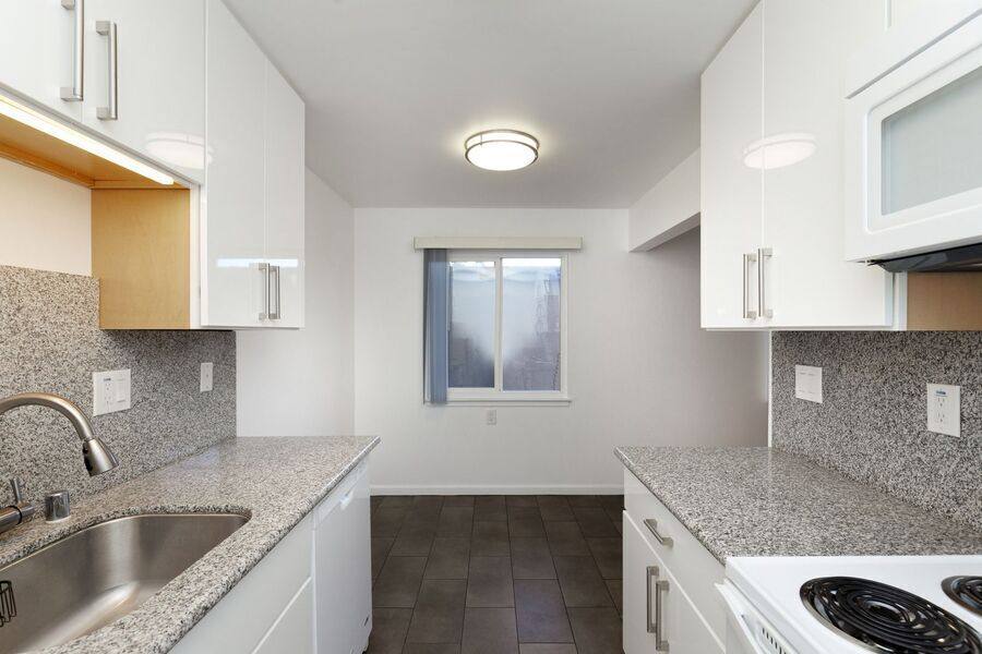 Apartment for rent at 370 Staten Ave #J, Oakland, CA 94610