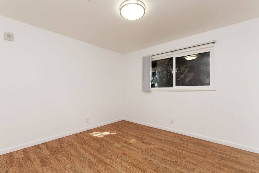 Apartment for rent at 370 Staten Ave #J, Oakland, CA 94610