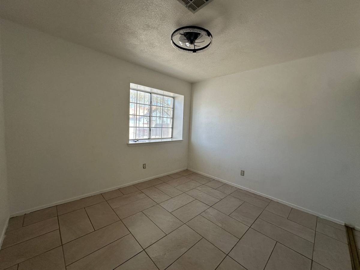 House for rent at 1585 Rowan Tree Dr, Las Vegas, NV 89123