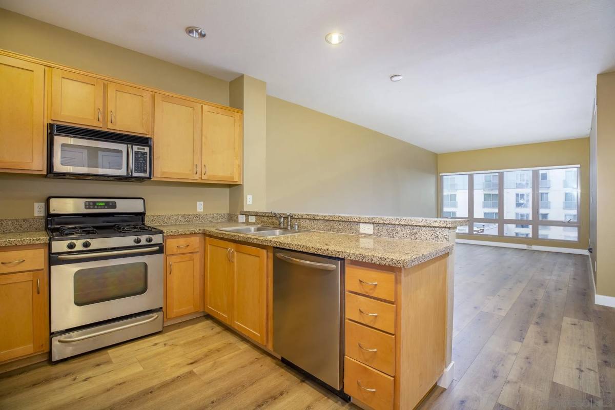 Apartment for rent at 450 J St #6141, San Diego, CA 92101