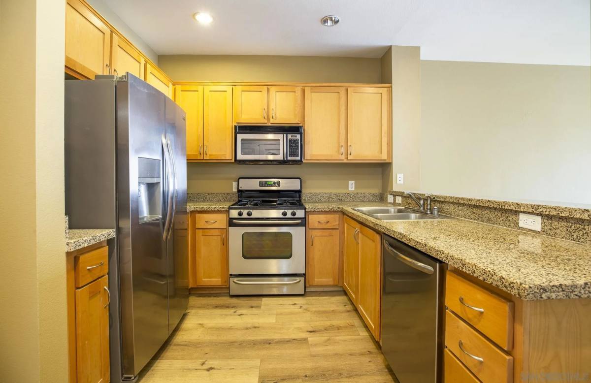 Apartment for rent at 450 J St #6141, San Diego, CA 92101