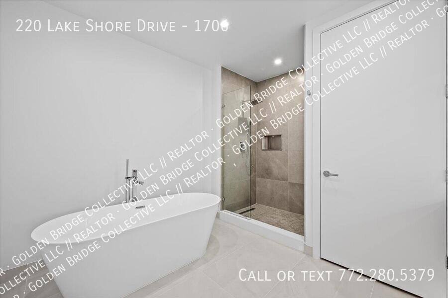 Apartment for rent at 220 Lake Shore Dr #1706, West Palm Beach, FL 33403